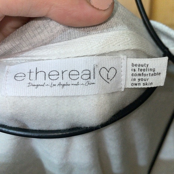 Ethereal crew neck pull over sweatshirt NWT gray puffed sleeve shoulders large - Picture 4 of 7